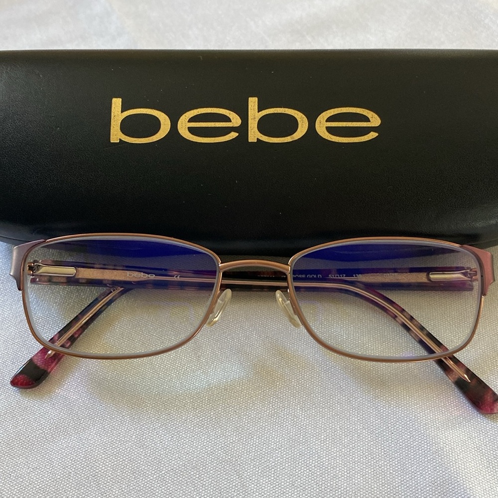 BEBE BB5144  frames and case.